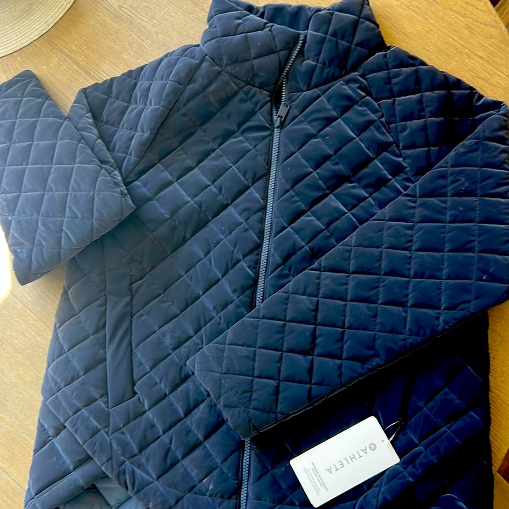 NWT Athleta whisper, featherless velvet jacket